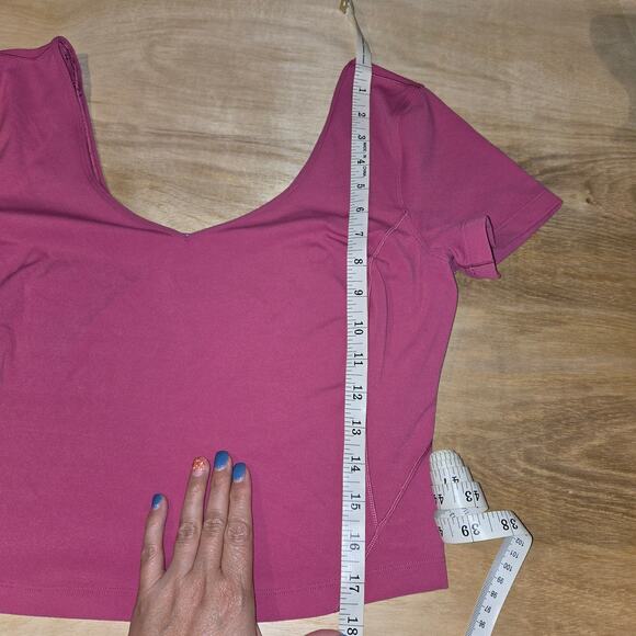 lululemon Align™ T-shirt pink 17" pit to pit - Picture 4 of 4